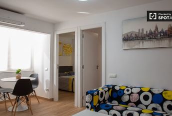 Via Favència, Barcelona, Catalonia 08042