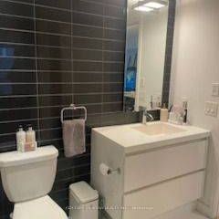 Toronot Fully furnished 1+1 Bed Condo for rent - Photo 4