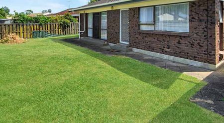 Great Location - Photo 5