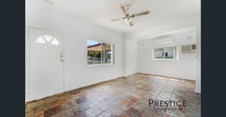 3 Bedroom Beauty in the Heart of Smithfield! - Photo 5