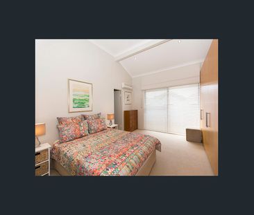 LIGHT APARTMENT IN THE HEART OF SUBIACO - Photo 6