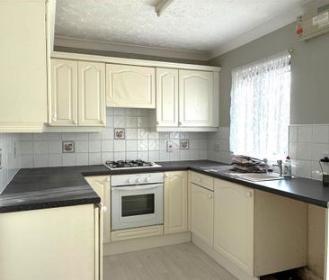 Myles Way, Cambs, Wisbech - Photo 3
