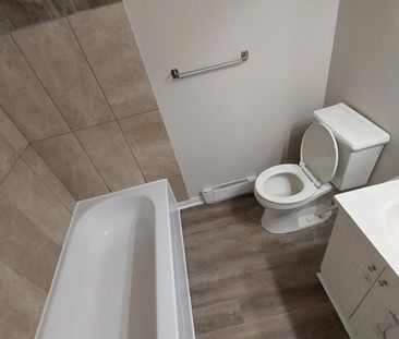 31 Montgomery Blvd, Unit 2A, Kingston, Ontario - Photo 2