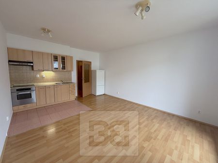 Pronájem bytu 1+kk 31 m² - Photo 3