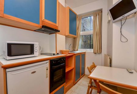 Flat 36 West Cromwell Road, Earls Court SW5 9QL - Photo 4