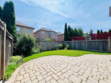 For Lease - 3463 Whilabout Terrace, Oakville, Ontario - Photo 5