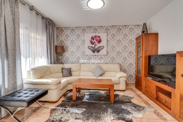 Townhouse in Calahonda - Photo 1