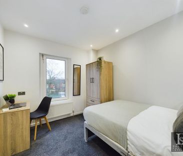 1 bedroom in a house share to rent - Photo 1