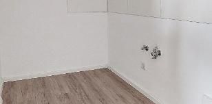 1 Zimmer, Balkon, frisch saniert, Aufzug - Photo 2