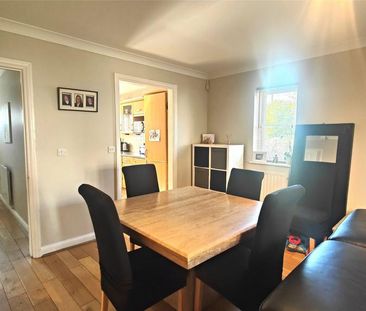 3 bedroom semi-detached house to rent - Photo 6