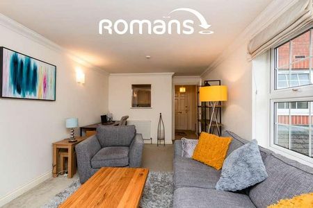 The Coppice, Church Crookham, Fleet, GU52 - Photo 2