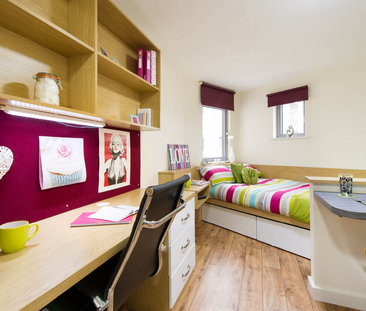 Studio to rent - Photo 1