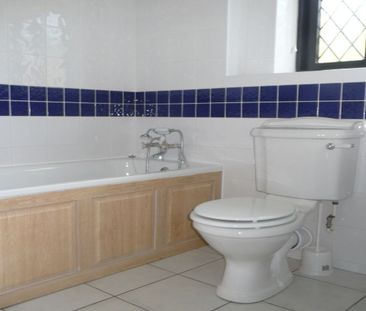 Carolina Place, Finchampstead, Wokingham, RG40 - Photo 2