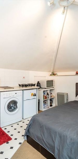 Warwick Gardens, W14 8PL, London - Photo 1