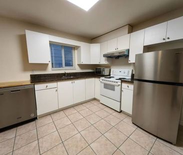 Vancouver East - Victoria vs E 46th 2 bdrms ground floor for rent - Photo 2