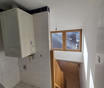 Atelierartige Dachgeschoss - Loftwohnung mit Terrasse - Photo 3