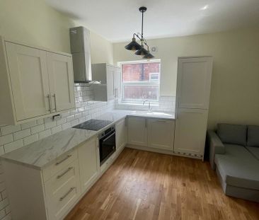 2 Bedroom Flat - Photo 6