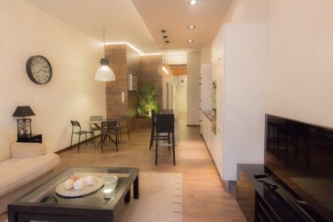 Petőfi Sándor utca - Fotó 1