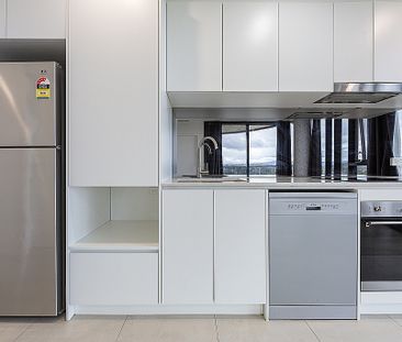 1709/1 Grazier La, Belconnen ACT 2617 - Photo 5