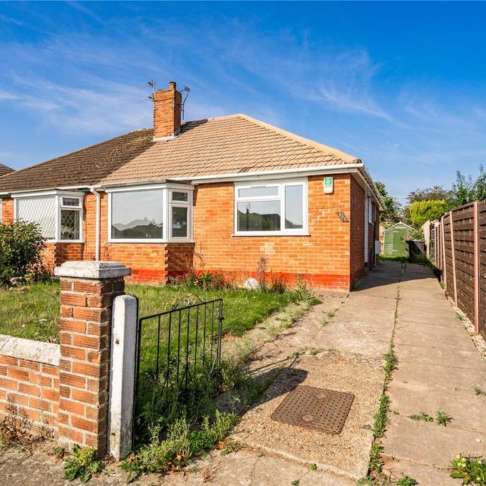2 bedroom bungalow to rent - Photo 1