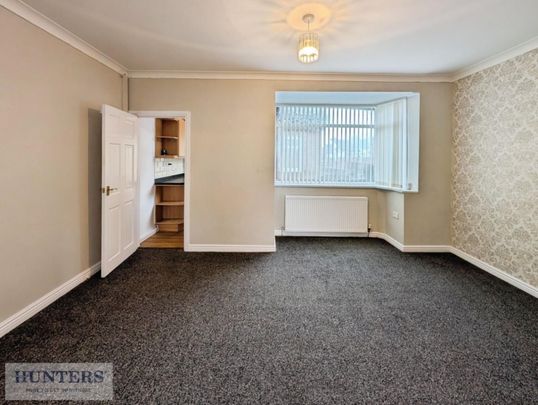 3 bedroom House To Let Total Size: 1163 SQ FT - Photo 1