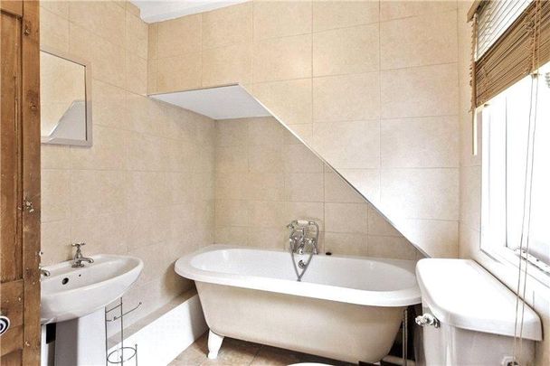 2 bedroom maisonette to rent - Photo 1