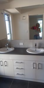 Caboolture - Photo 4