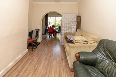 1 bedroom detached house to rent - Photo 2