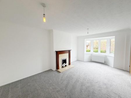 2 bedroom semi-detached bungalow to rent - Photo 3