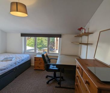 5 bedroom terraced house to rent - Photo 5