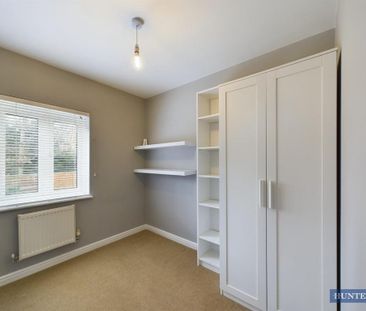 3 bedroom end of terrace house to rent - Photo 3