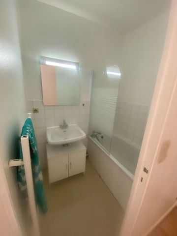 Location Appartement 2 pièces 48m² - Photo 5