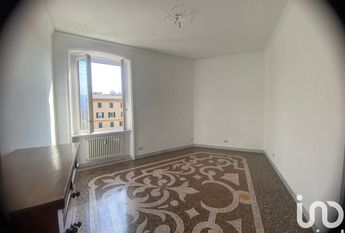 Via Gaetano Colombo, Genova, Liguria 16122