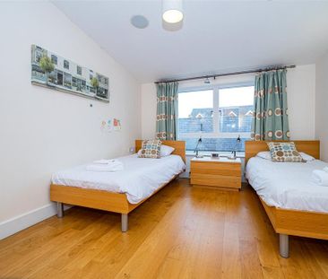 3 bedroom apartment to rent - Photo 5