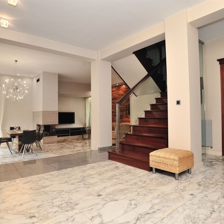 Dom na wynajem - Zdjęcie 1