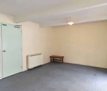 Rooms Available now and 2025 - Photo 2