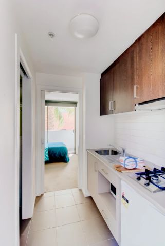 Standard Studio - Photo 5