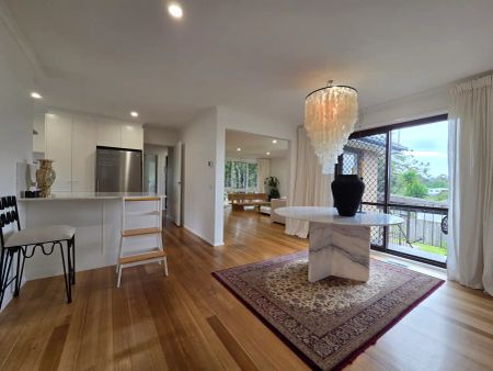 “Beautifully Renovated In Tranquil Surroundings” - Photo 2