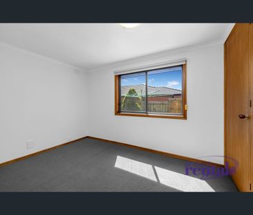 62 Gardenia Street, Pakenham, Vic 3810 - Photo 5