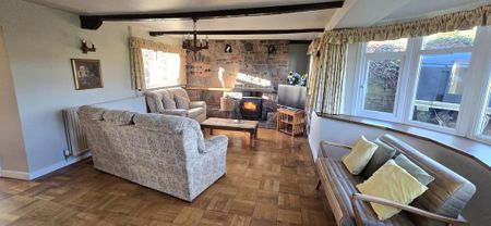 3 bedroom detached house to rent - Photo 4