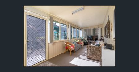 INSPECT: Wednesday 10th December, 2pm to 2:15pm - Photo 2