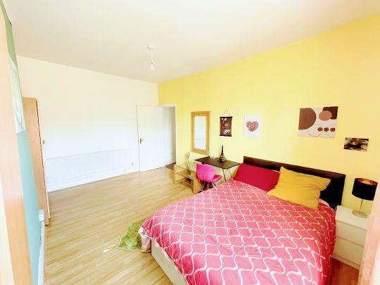 Room in a Shared House, London, W9 - Photo 1