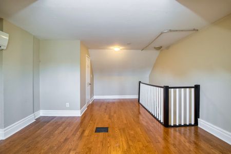 For Lease - 218 Broadview Avenue Unit# Upper, Toronto, Ontario - Photo 3
