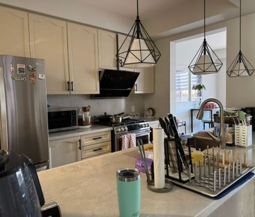 For Lease - 11 Denarius Crescent, Richmond Hill, Ontario - Photo 5