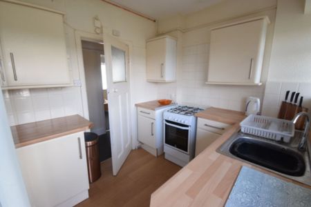 2 Bedroom Flat To Rent in Westbourne - £1,343 pcm Tenancy Info - Photo 5