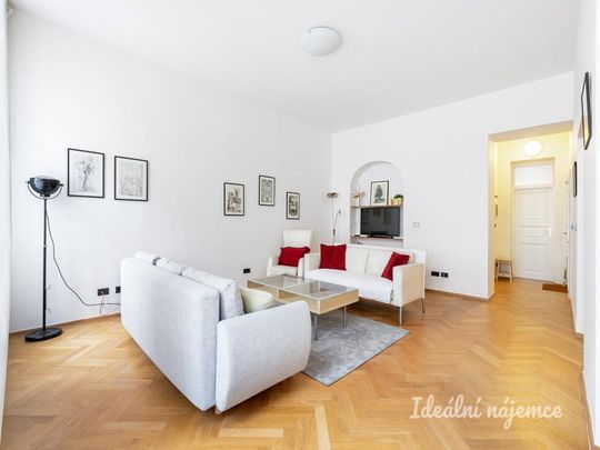 Pronájem bytu 2+1 71 m2 - Фото 1