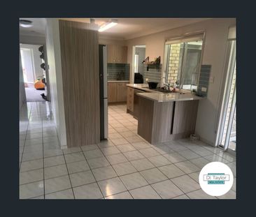 The Perfect Blend of Space and Convenience - Photo 2