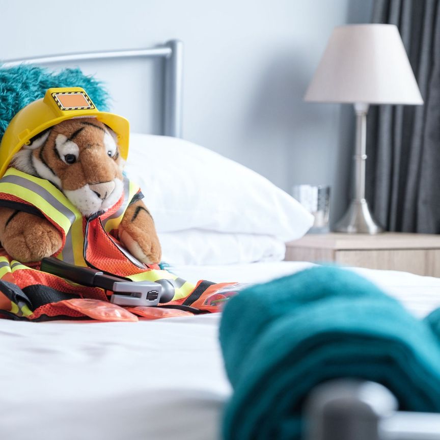 Pylewell Rd Endeavour Suite - Photo 1