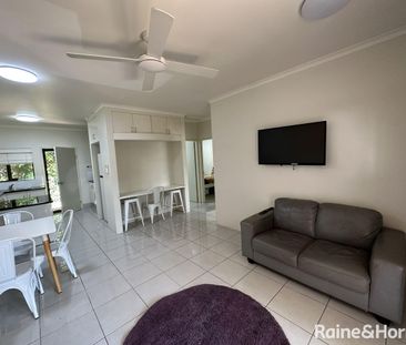 Move in for Christmas! 2 BEDROOMS: 1 BATHROOM: FULLY FURNISHED: CLO... - Photo 2