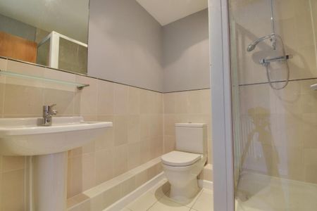 2 bedroom apartment to rent - Photo 5